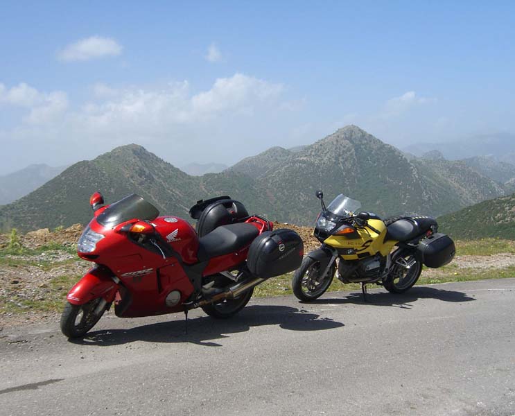 Mopeds und Berge