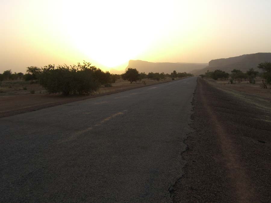 Straße nach Hombori