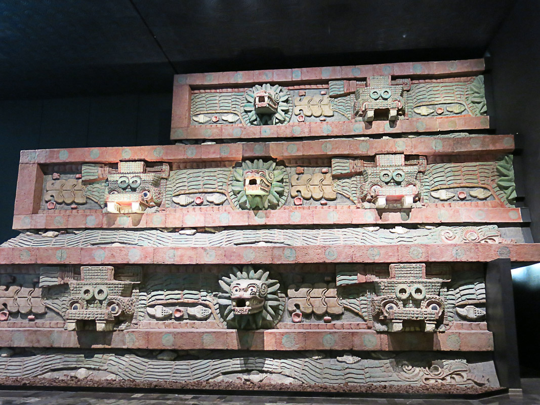 Nationalmuseum - Nachbau Quetzalcoatl Temple